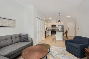 HoM Flats at Felch Street