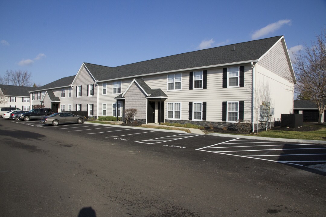 Saddlebrook Condominium in Hilliard, OH - Building Photo