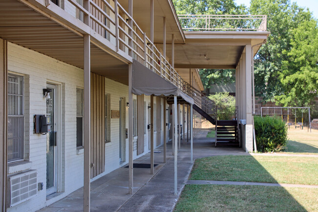 Boardwalk Apartments in Fort Smith, AR - Foto de edificio - Building Photo