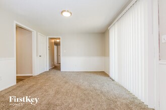 6712 Manchester Ave in Kansas City, MO - Building Photo - Building Photo