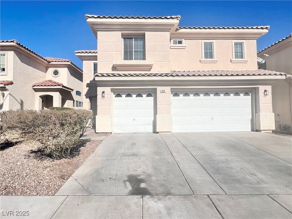 9828 Sedona Shrine Ave in Las Vegas, NV - Building Photo