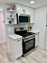 5500 NW 2nd Ave in Boca Raton, FL - Building Photo - Building Photo