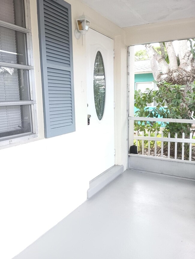 property at 622 N L St