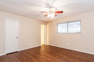 10123 Sagerock Dr in Houston, TX - Building Photo - Building Photo