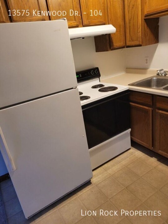 13575 Kenwood Dr N in Baxter, MN - Building Photo