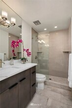 185 142nd Pl NE, Unit 53 in Bellevue, WA - Building Photo - Building Photo
