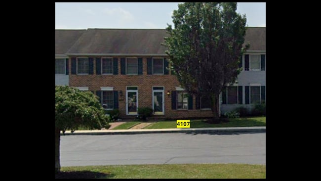 4107 Mountain View Rd in Mechanicsburg, PA - Foto de edificio - Building Photo