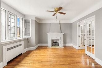 MacConnor Apartments in Ottawa, ON - Building Photo - Building Photo