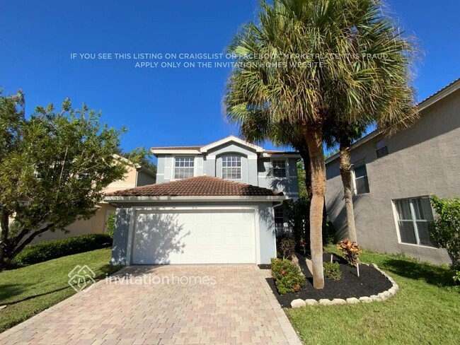 5115 Crescent Moon Dr