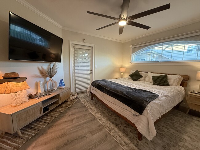 1701 The Greens Way, Unit 411 in Jacksonville Beach, FL - Building Photo - Building Photo