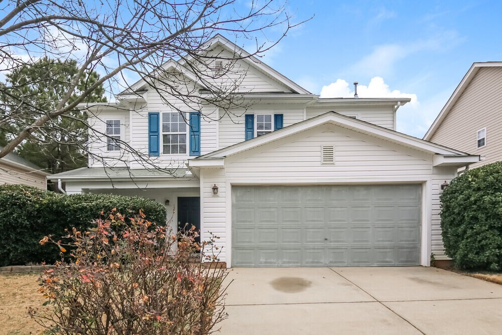 124 Georgetowne Dr in Clayton, NC - Foto de edificio