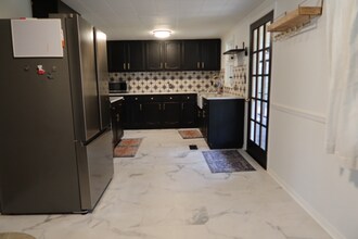 711 N Hubbard St in Bonifay, FL - Foto de edificio - Building Photo