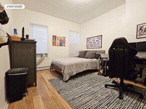 106 Engert Ave in Brooklyn, NY - Building Photo - Building Photo