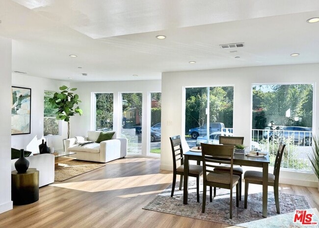 property at 3031 Vineyard Ave