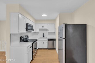 114 3rd Ave in Belmar, NJ - Building Photo - Building Photo