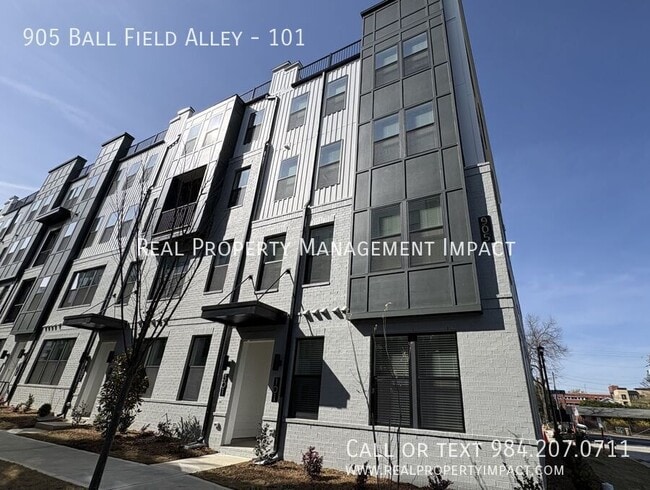 112 Byrum St in Cary, NC - Building Photo - Building Photo