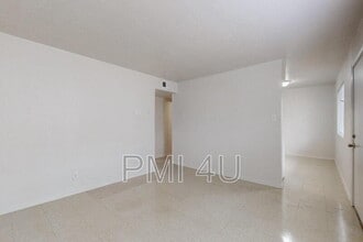 235 Tennessee St NE in Albuquerque, NM - Building Photo - Building Photo
