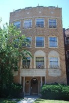 6110 N Mozart Ave Apartments