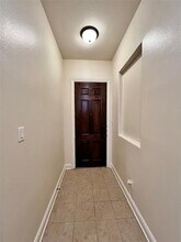 5808 La Vista Dr in Dallas, TX - Building Photo - Building Photo