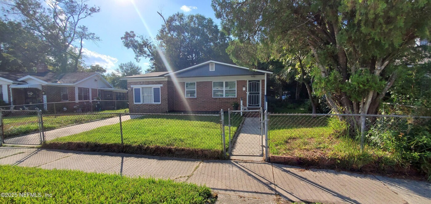 1718 Seminary St in Jacksonville, FL - Building Photo