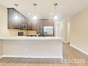 4333 Campus Hills Cir in Jacksonville, FL - Foto de edificio - Building Photo