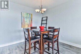 40 Bay Mills Blvd in Toronto, ON - Building Photo - Building Photo