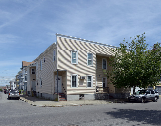 500-502 N Front St in New Bedford, MA - Building Photo - Building Photo