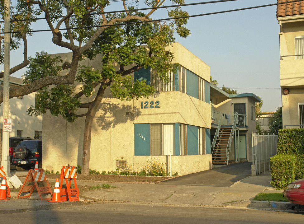 Hollywoodland Apartments in Los Angeles, CA - Foto de edificio