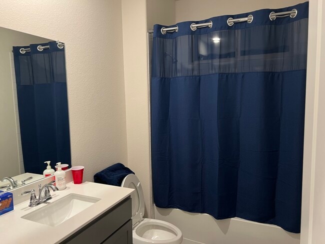 property at 1621 Blakely Pl