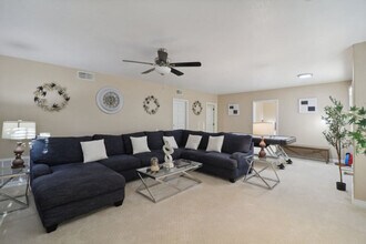 2908 Lakemont Dr in Fallbrook, CA - Building Photo - Building Photo