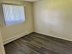 250 N Entrance Ave in Kankakee, IL - Building Photo - Building Photo
