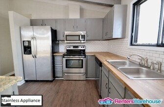 14264 Golf View Dr in Eden Prairie, MN - Building Photo - Building Photo
