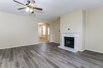 2321 Wildwood Ln in Denton, TX - Building Photo - Building Photo