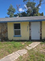 217 58th Ave E in Bradenton, FL - Building Photo