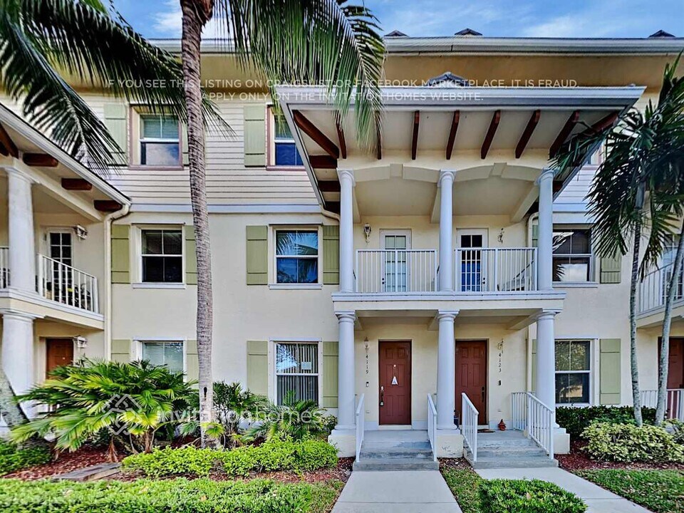 4119 Parkside Dr in Jupiter, FL - Building Photo