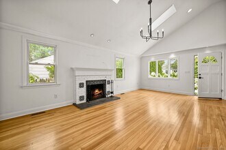 405 Prospect Dr in Stratford, CT - Foto de edificio - Building Photo
