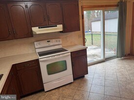 60 Edgelea Dr in Chambersburg, PA - Building Photo