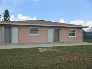 154 Tulip Way in Kissimmee, FL - Building Photo - Building Photo