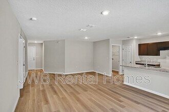 9475 Valerie St in Jacksonville, FL - Building Photo - Building Photo