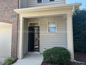 8339 Niayah Way in Raleigh, NC - Building Photo - Building Photo
