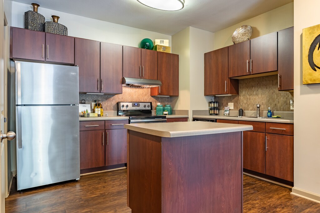 Eagle's Brooke Apartments in Locust Grove, GA