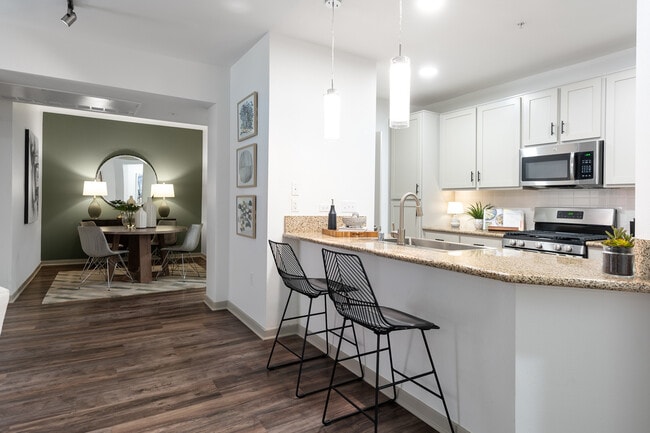 Mira Bella Apartments