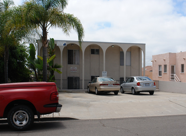 4160 Hamilton St in San Diego, CA - Building Photo - Building Photo