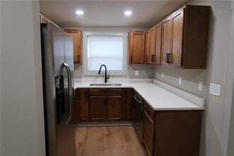 7 N Annie St in Newnan, GA - Building Photo - Building Photo