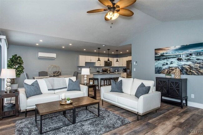 102 Sandpiper in Sylvan Beach, NY - Building Photo - Building Photo