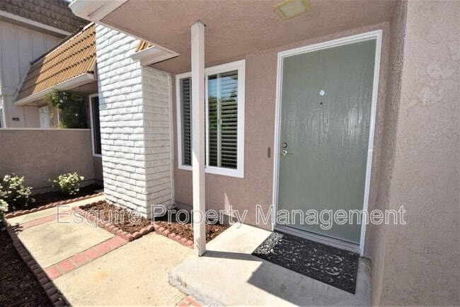 3611 Ketch Ave in Oxnard, CA - Building Photo - Building Photo