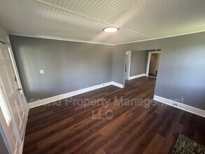 2104 Laura St in Chattanooga, TN - Building Photo - Building Photo