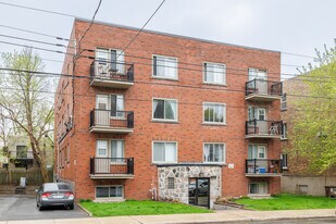4640 Grand Blvd in Montréal, QC - Building Photo