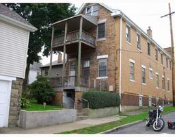 1526 Second Ave in Beaver Falls, PA - Building Photo - Building Photo