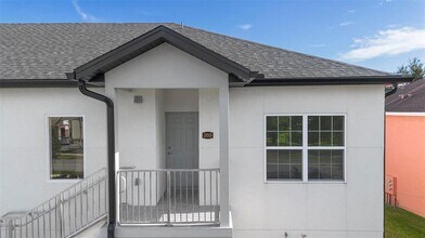 262 Royal Palm Dr in Kissimmee, FL - Building Photo - Building Photo